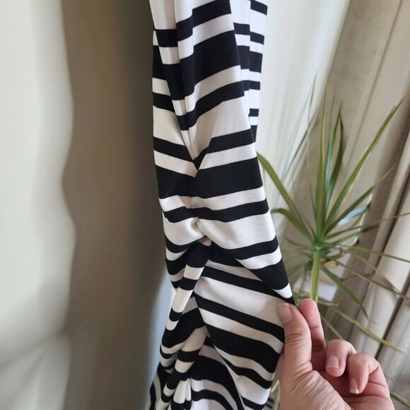 Soon Maternity Leo Cap Sleeve Maternity Dress - Stripes - White Multi/Ponti Stri - Picture 11 of 15